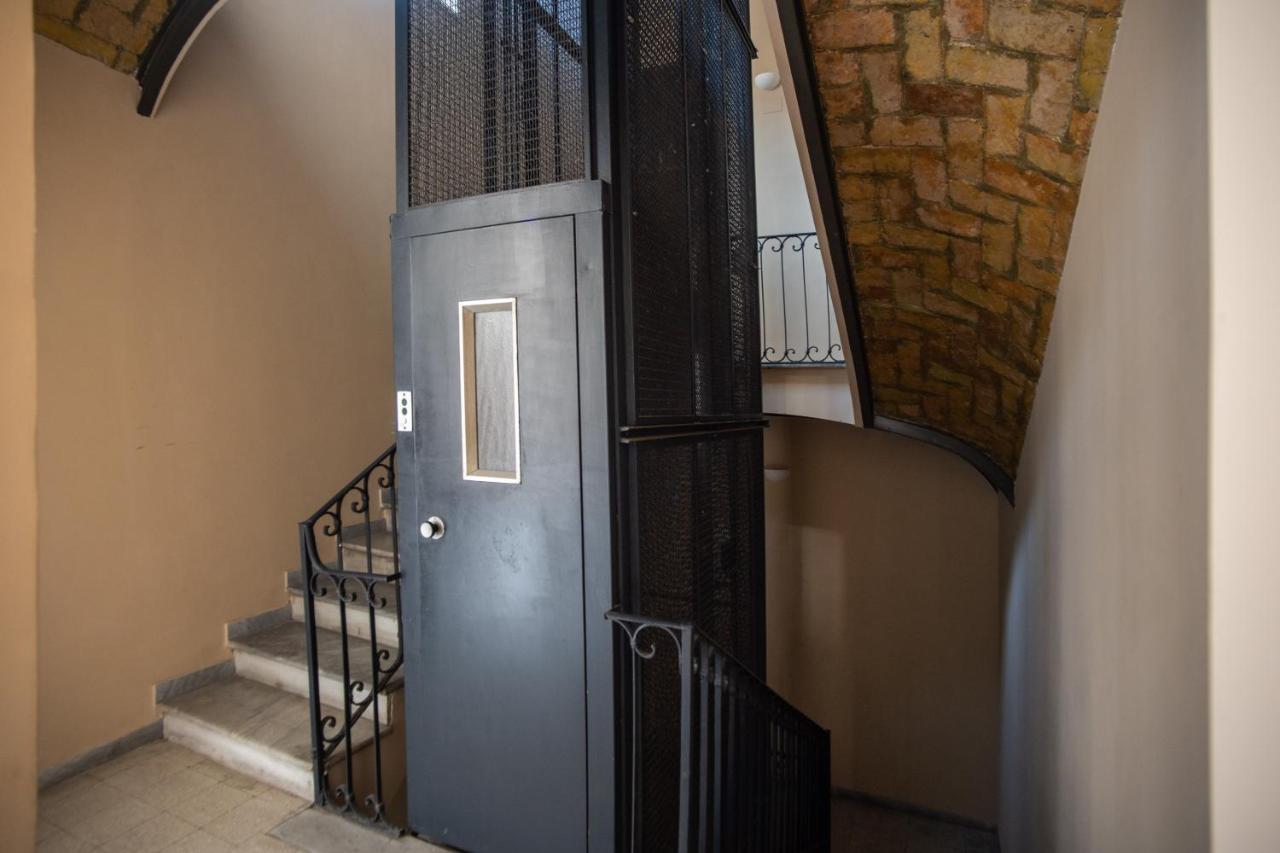 רומא Newly Renovated Apartment By The Vatican מראה חיצוני תמונה